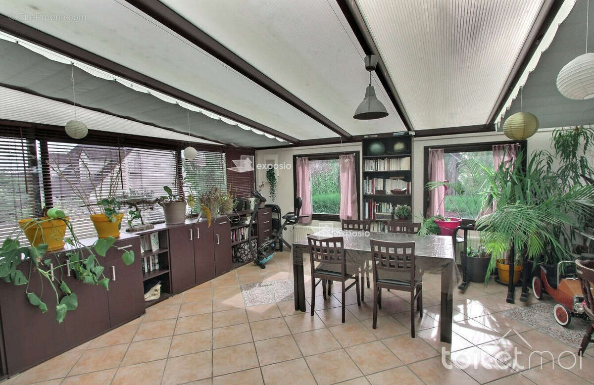 Maison à MAGNY-LES-HAMEAUX