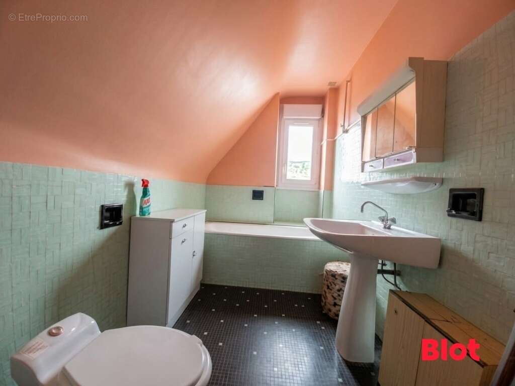 Maison 86 m² à Le Relecq-Kerhuon  - photo 5