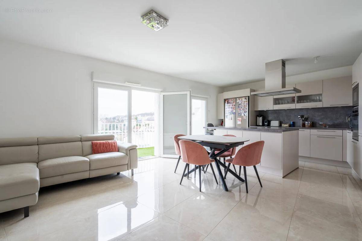 Appartement à NOISY-LE-SEC