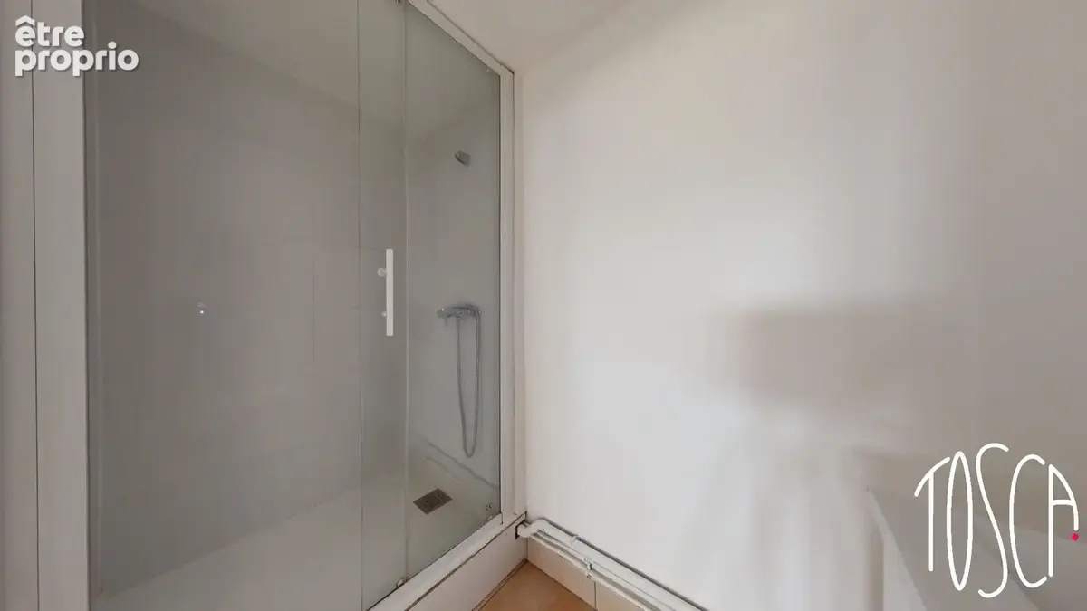 EXCLUSIVITE - CHOISY LE ROI - 2 pièces avec entrée indépendante de 32 m² - photo 7