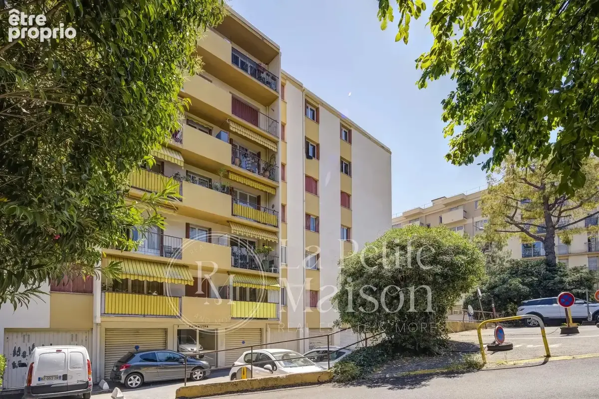Appartement 4 Pièces - Cagnes Sur Mer Centre - étage élevé - traversant - Cave - possibilité stationnement - photo 20