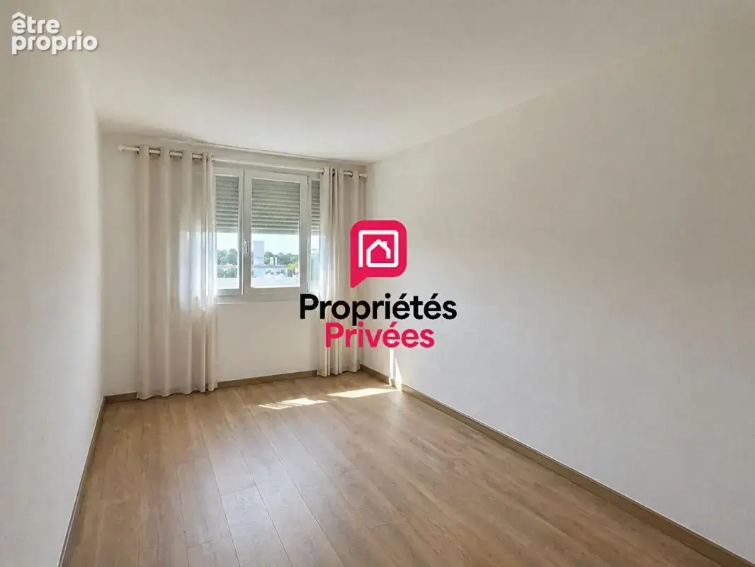 DEPT 33 - GIRONDE - Mérignac  Hyper centre -  Appartement 4 pièce(s) 75 m2, loggia, parking - photo 3
