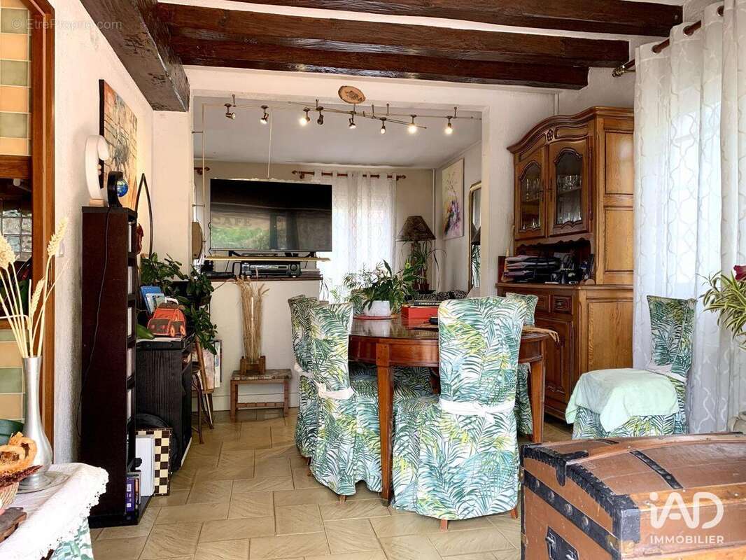 Photo 8 - Maison à SAINT-PRYVE-SAINT-MESMIN