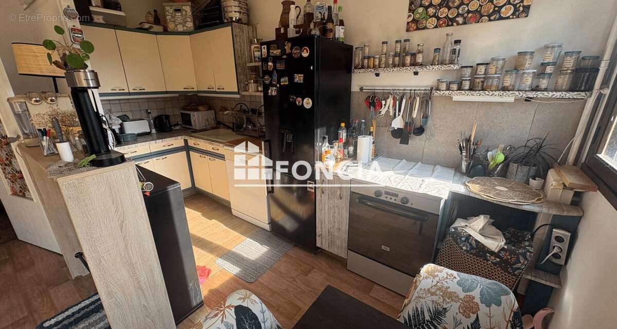 Appartement à FRESNES