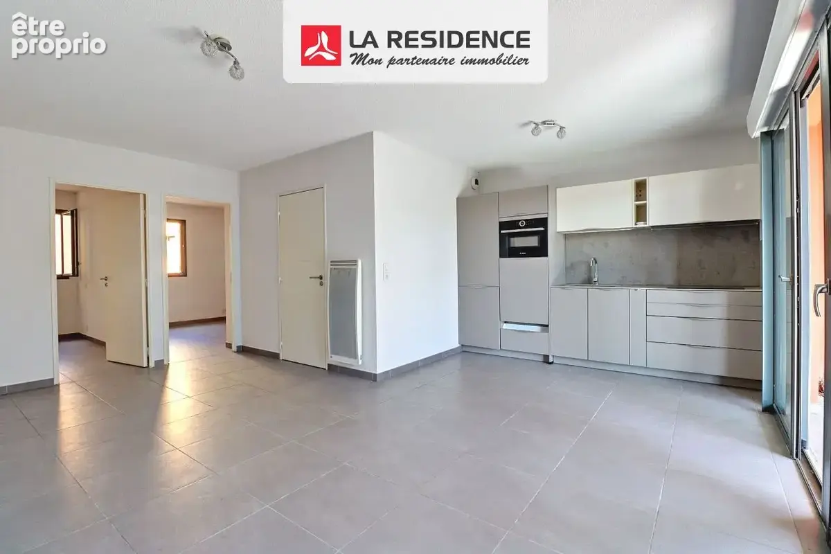 Appartement 3 pièces 56 m² à vendre à Frejus (83600) - photo 2