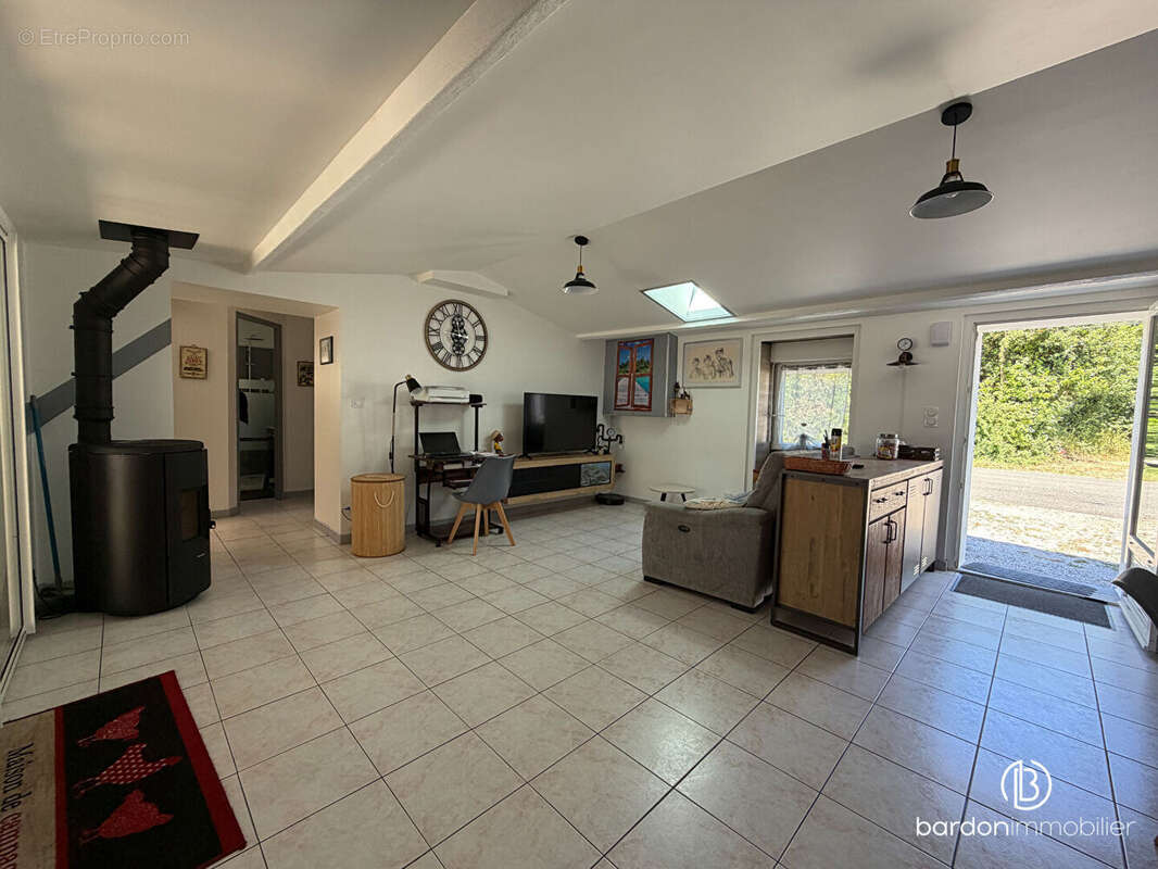 Maison 2 chambres avec extérieur et garage - photo 4