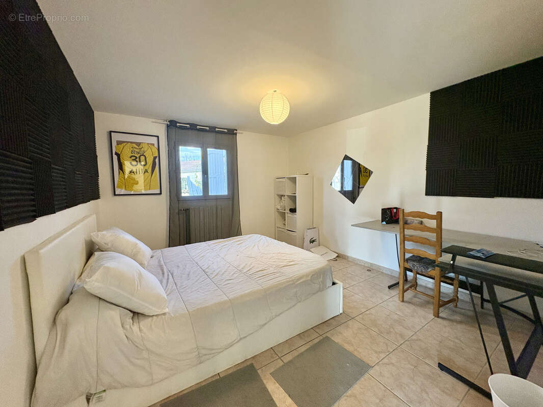 Maison à ROUSSILLON