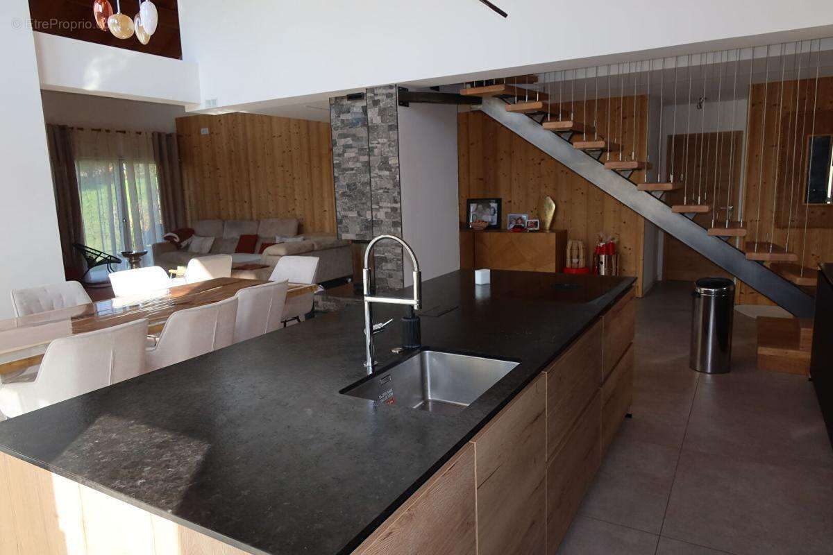 Maison à L&#039;HOPITAL-DU-GROSBOIS