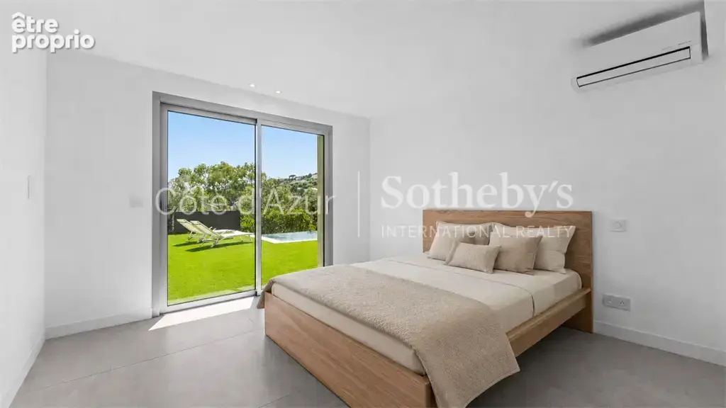 Les Issambres, villa provençale entièrement rénovée avec vue mer et piscine à débordement - photo 9