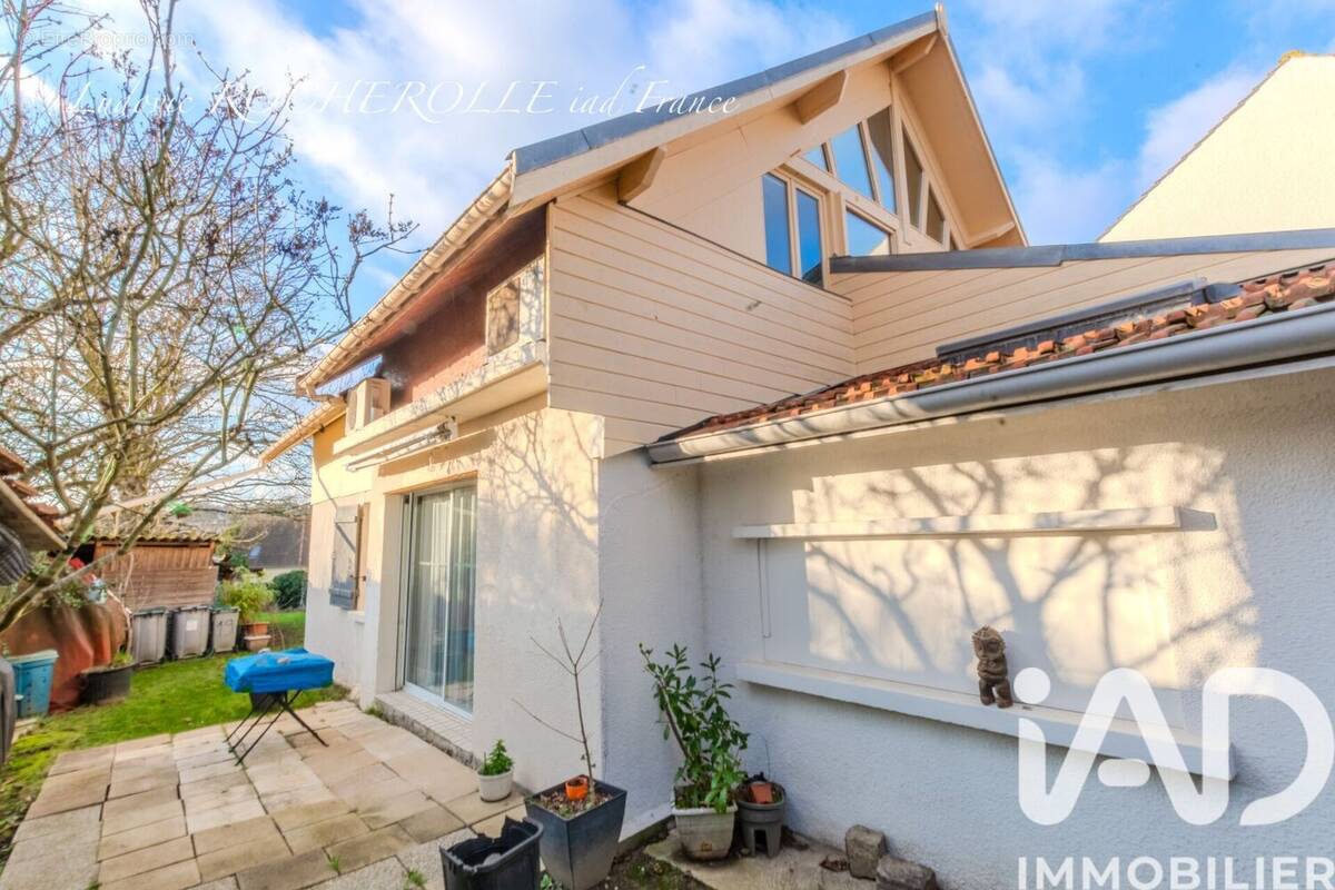 Photo 1 - Maison à BALLAINVILLIERS