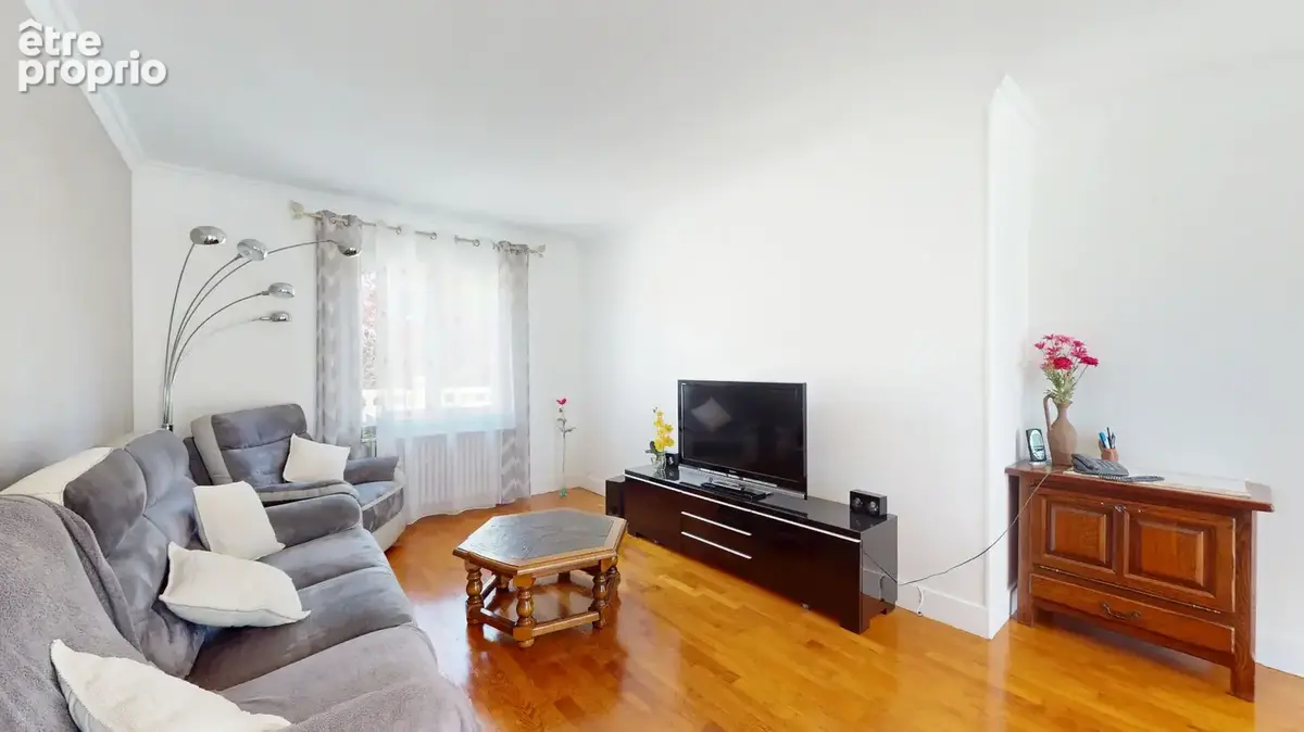 Maison Les Clayes Sous Bois 6P 120 m2, sous sol total - photo 5