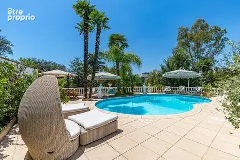 Maison 350 m² à Cannes  - photo 2