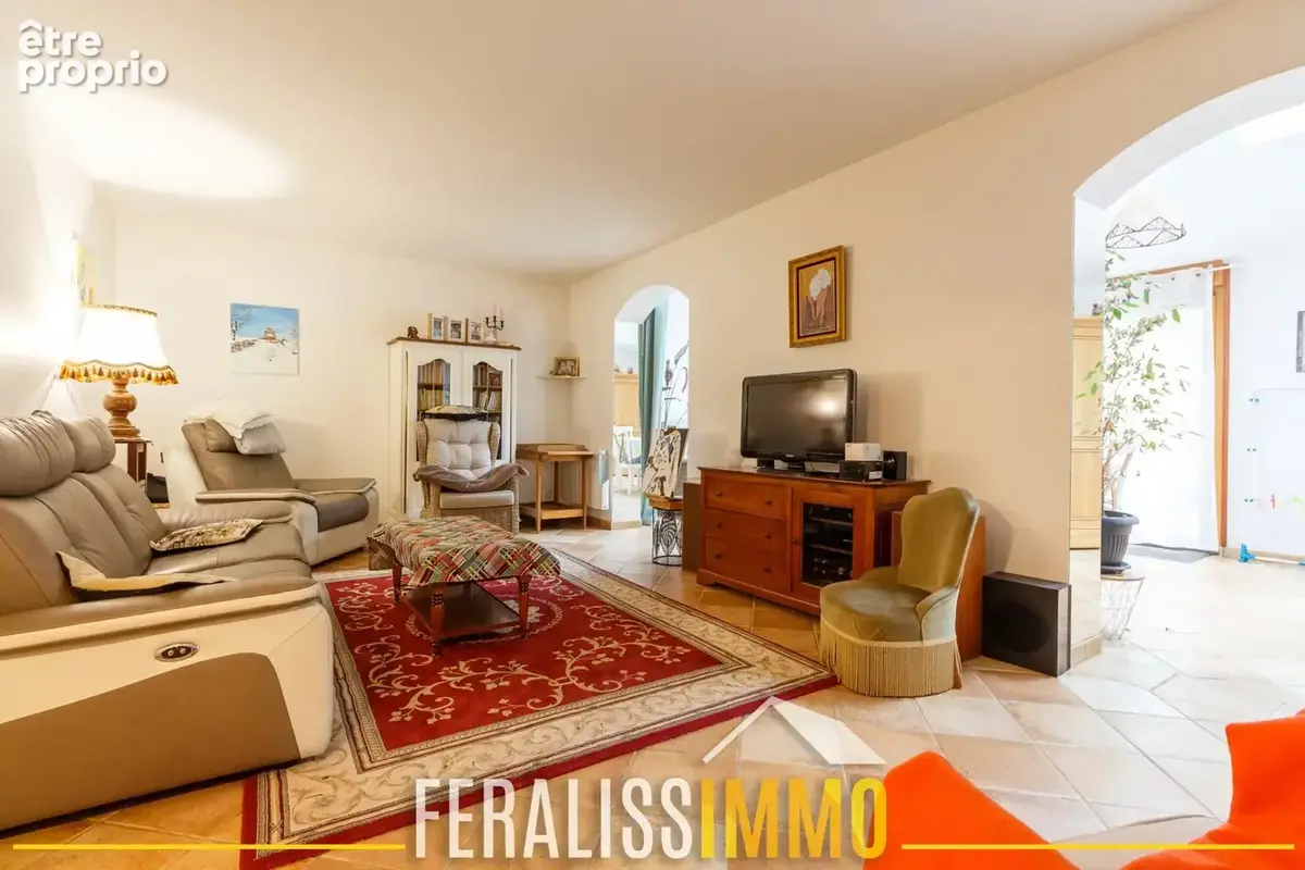 Chaleureuse maison 3 chambres et 1 bureau avec superbe jard - photo 3
