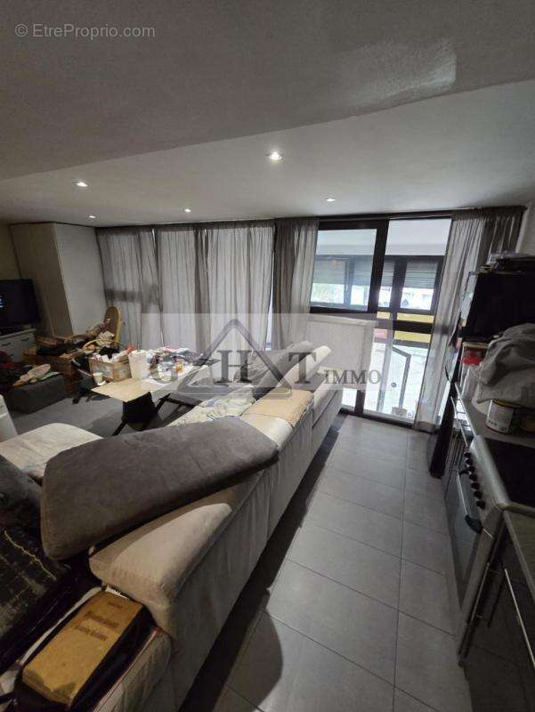 Commerce à BAGNOLET