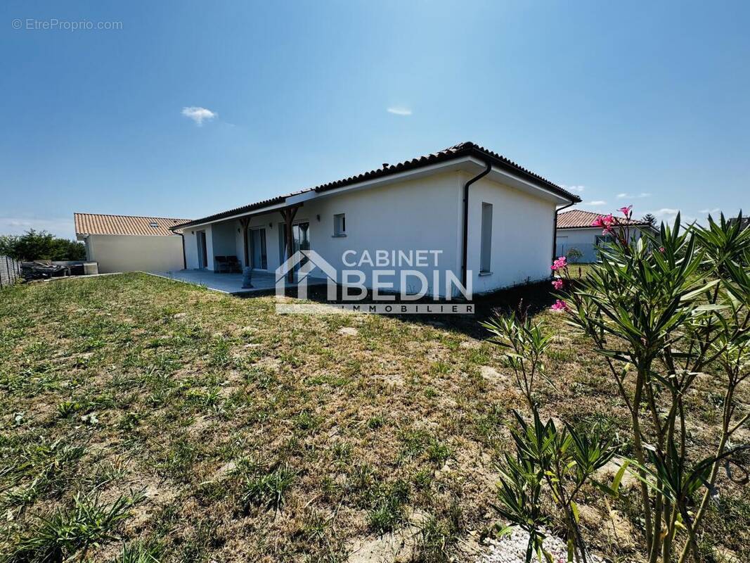 Maison à RIVIERE-SAAS-ET-GOURBY