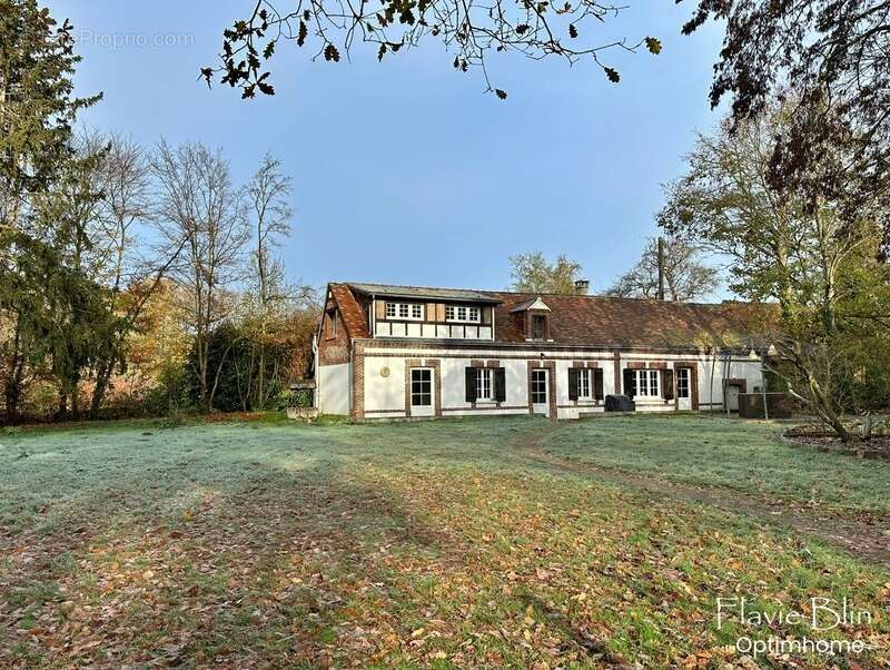 Maison à DAMVILLE