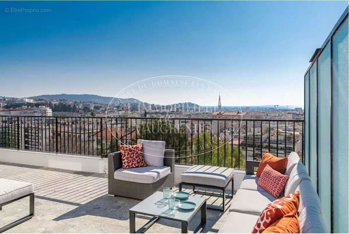 Appartement à NICE