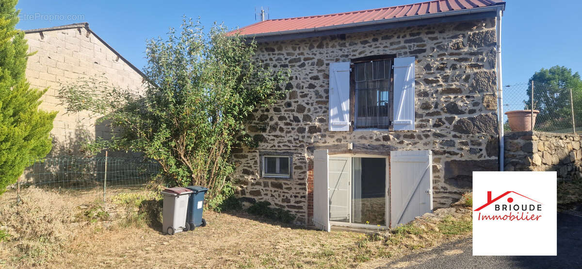 Maison à CHASSAGNES