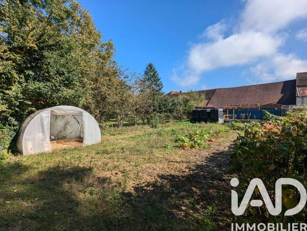 Maison 341 m² à Charentenay  - photo 5