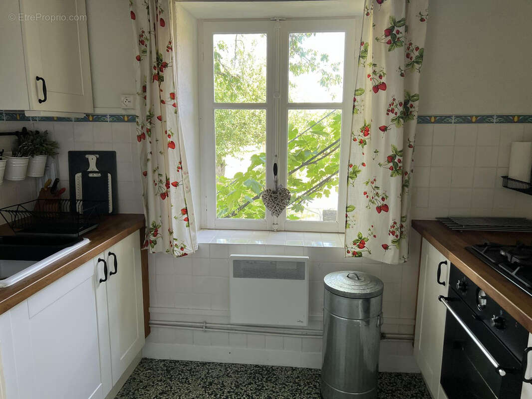 Maison à CHAROLLES