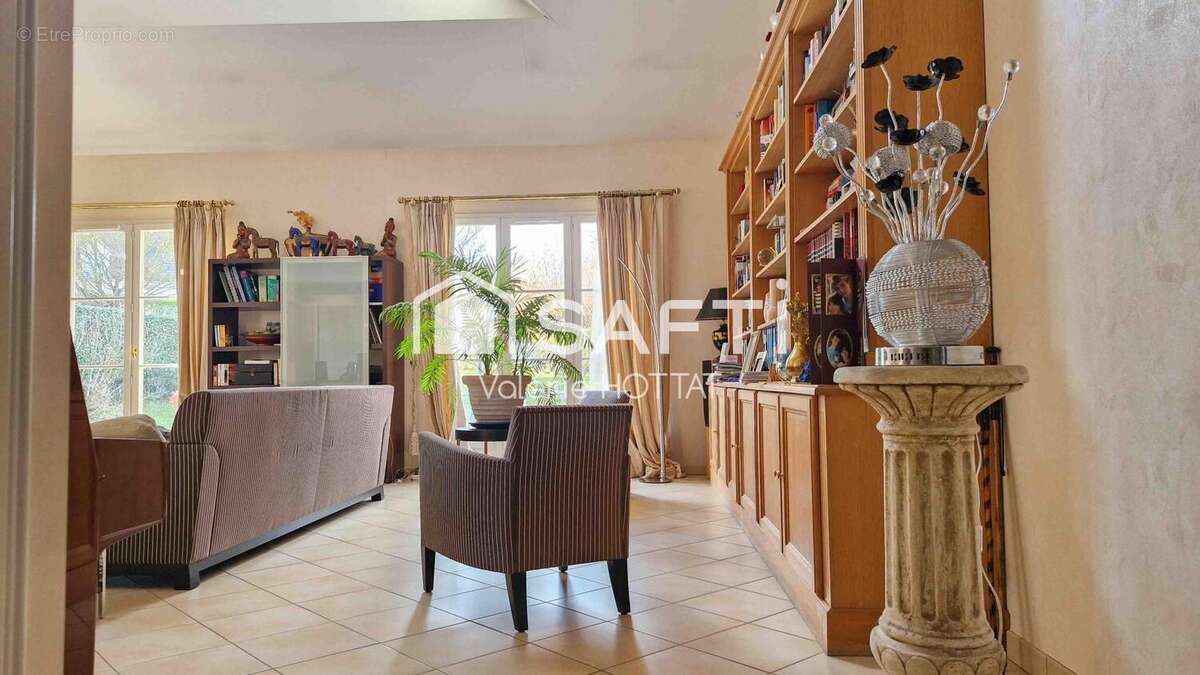 Photo 2 - Maison à CHAMBOURCY