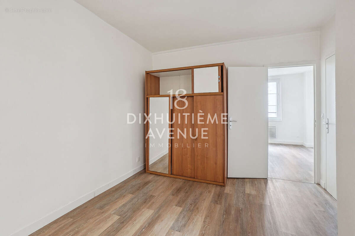 Appartement à PARIS-18E