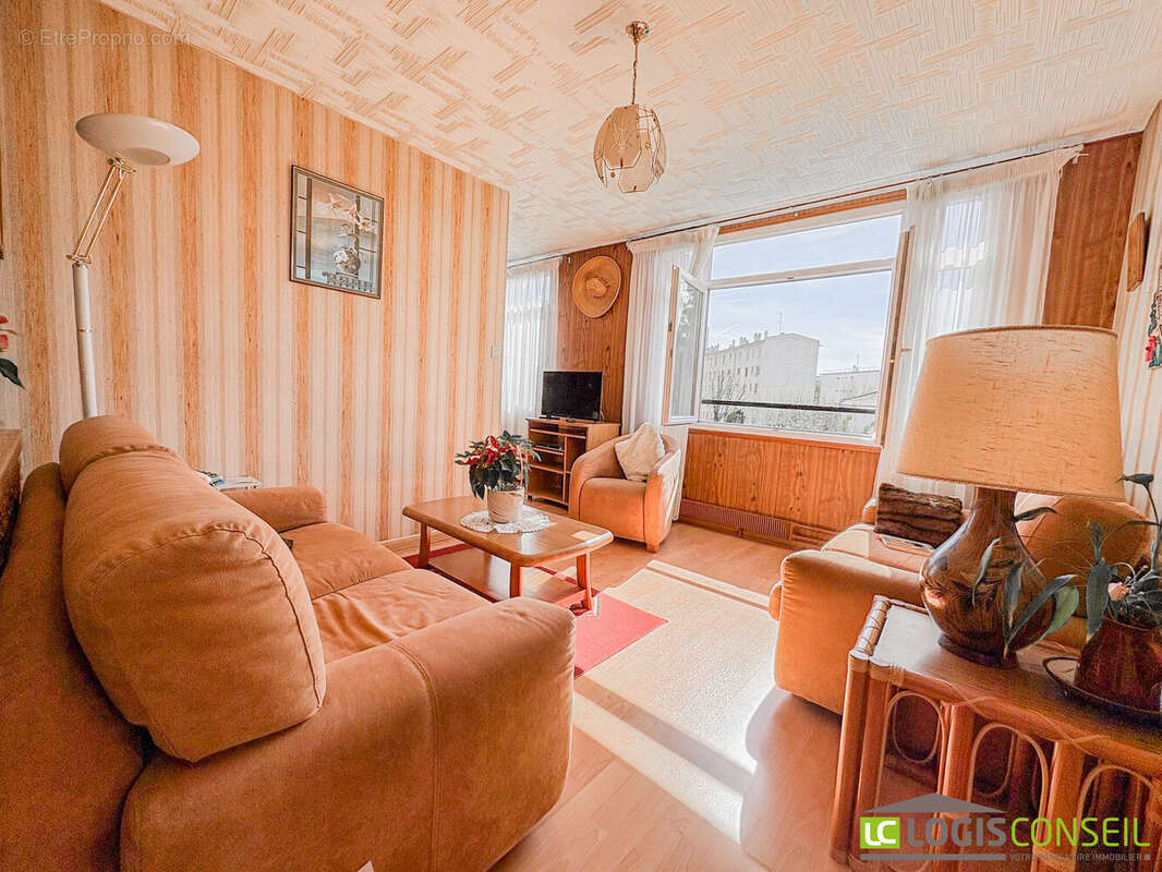 Appartement à CHATILLON