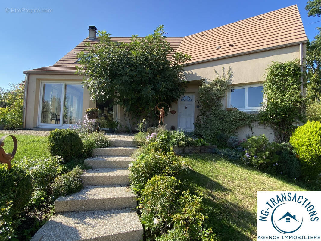 Maison à VILLEFARGEAU
