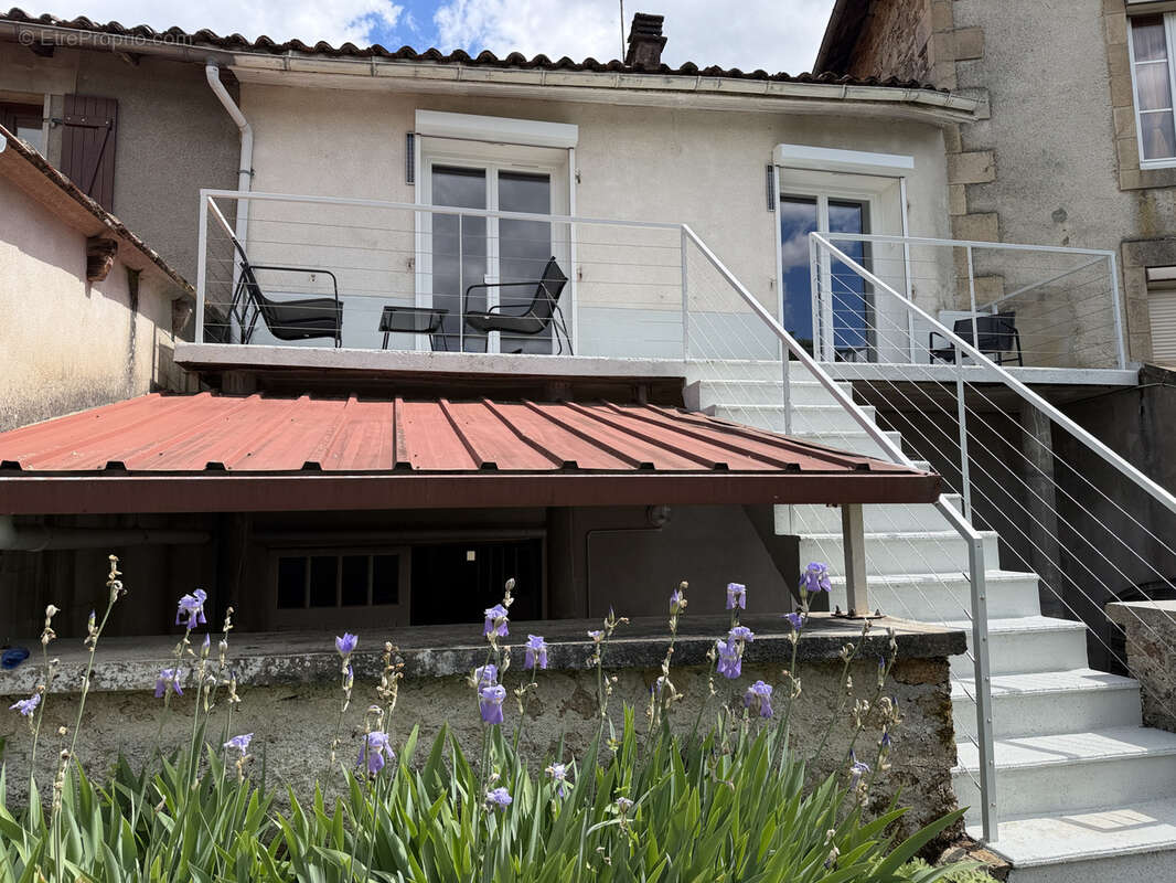 Maison à NIEUL