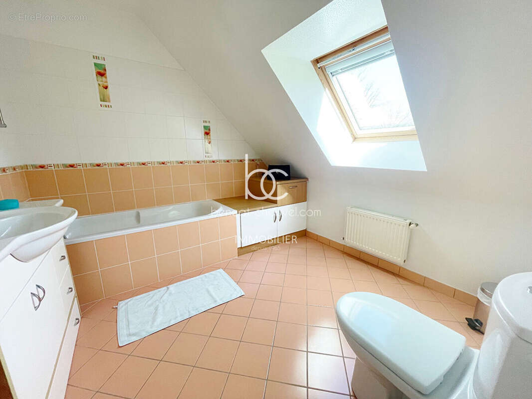 Maison à MONTERBLANC