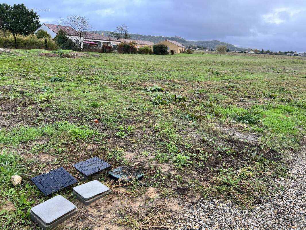 Terrain à GOUDOURVILLE