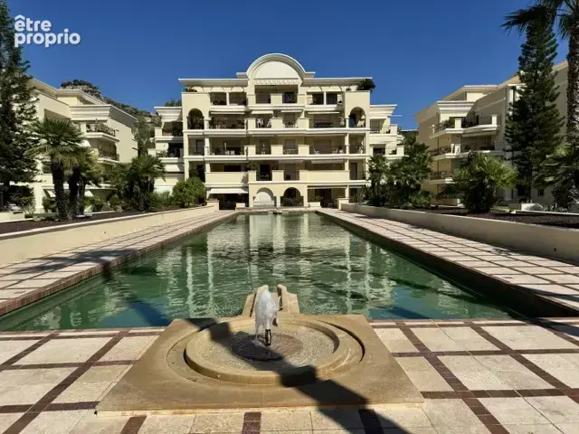 Prestige : Duplex 120m2 en dernier étage - Hyères - photo 15