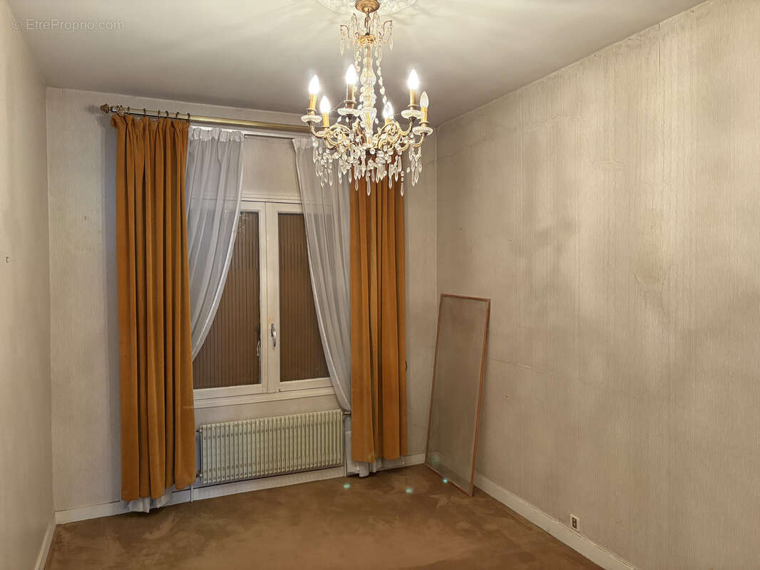 Maison à CHATELLERAULT