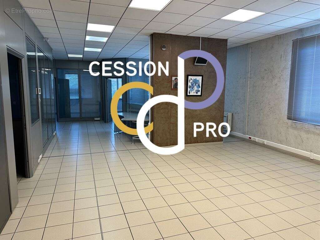 Commerce à CHATEAURENARD