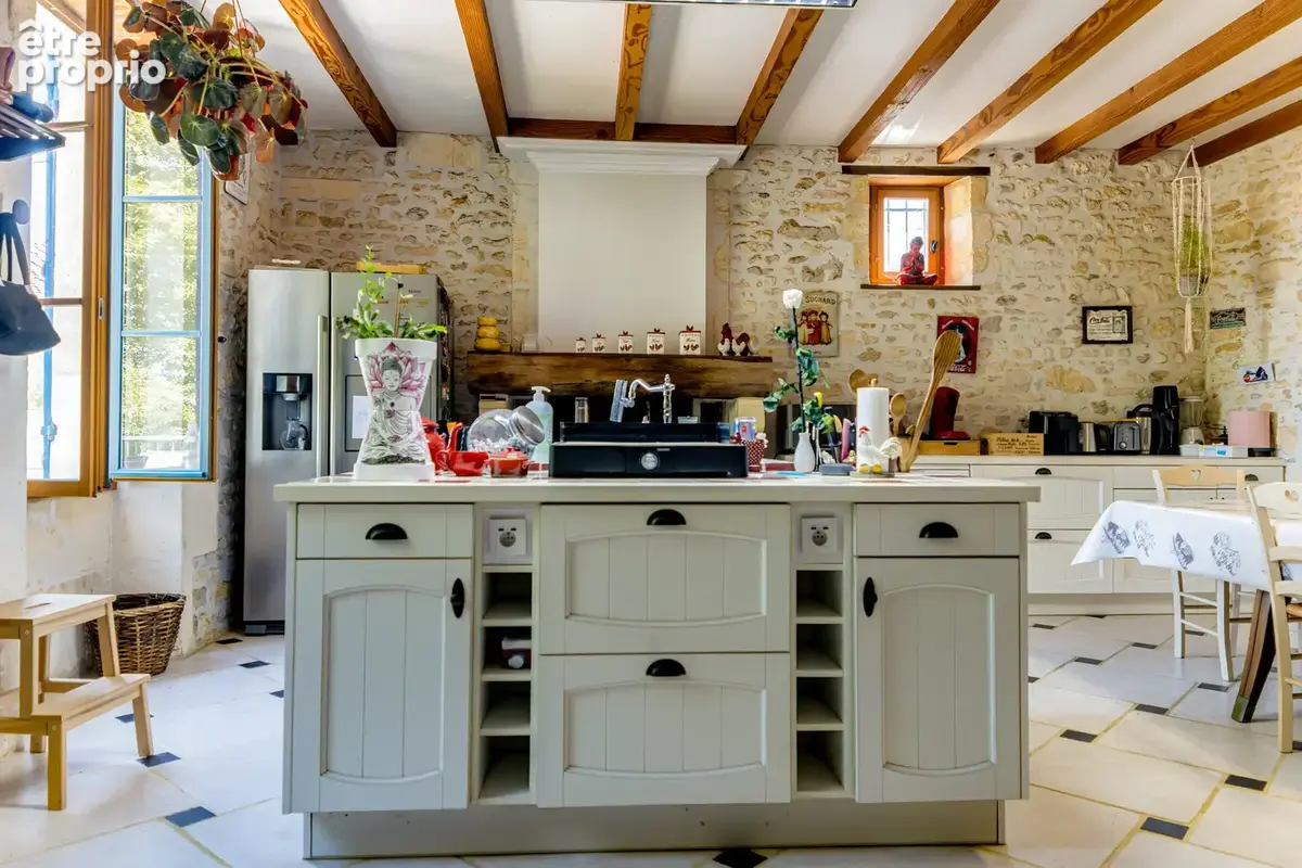 Charmant corps de ferme avec dépendances - photo 6