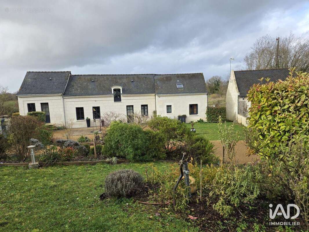 Photo 5 - Commerce à RIGNY-USSE