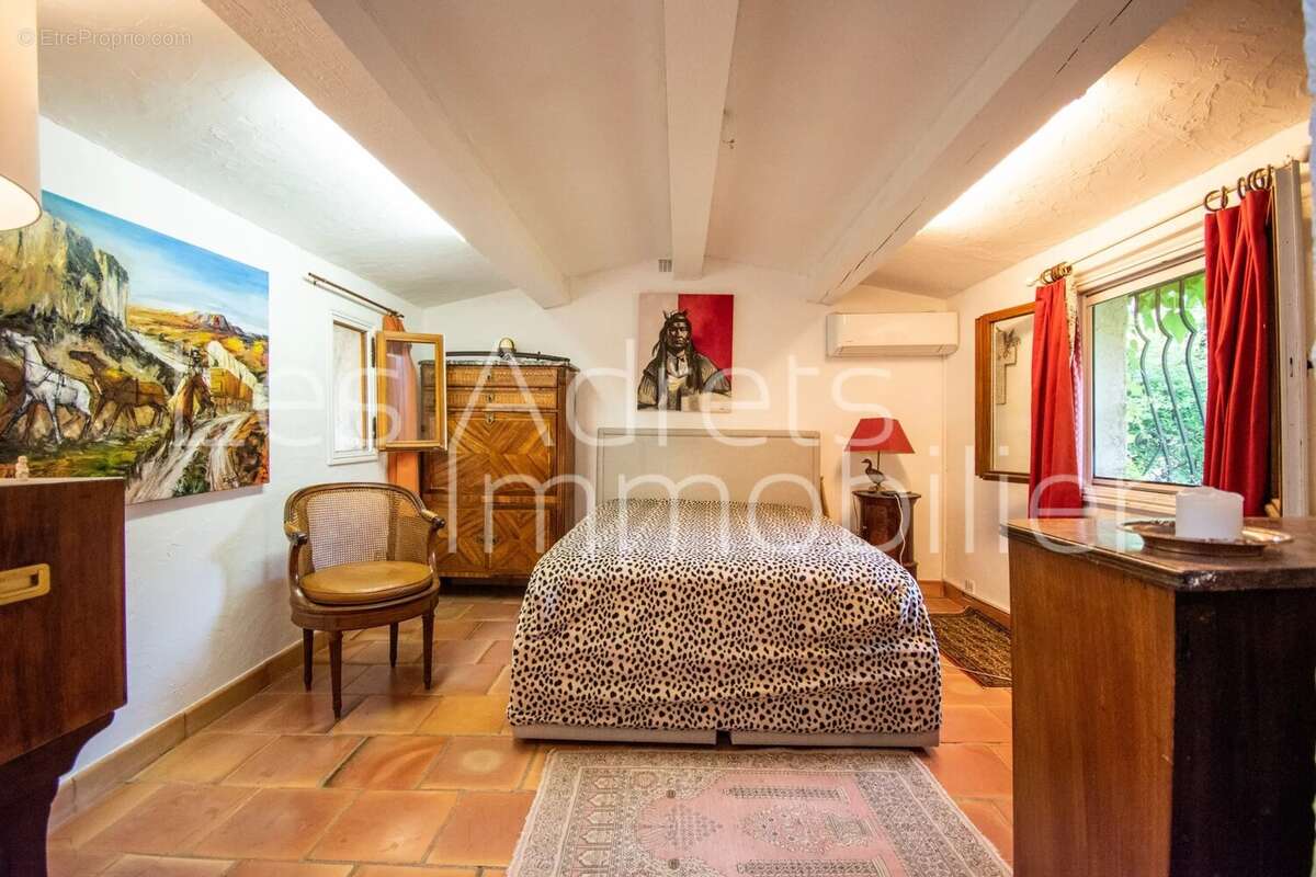 Maison à LES ADRETS-DE-L&#039;ESTEREL