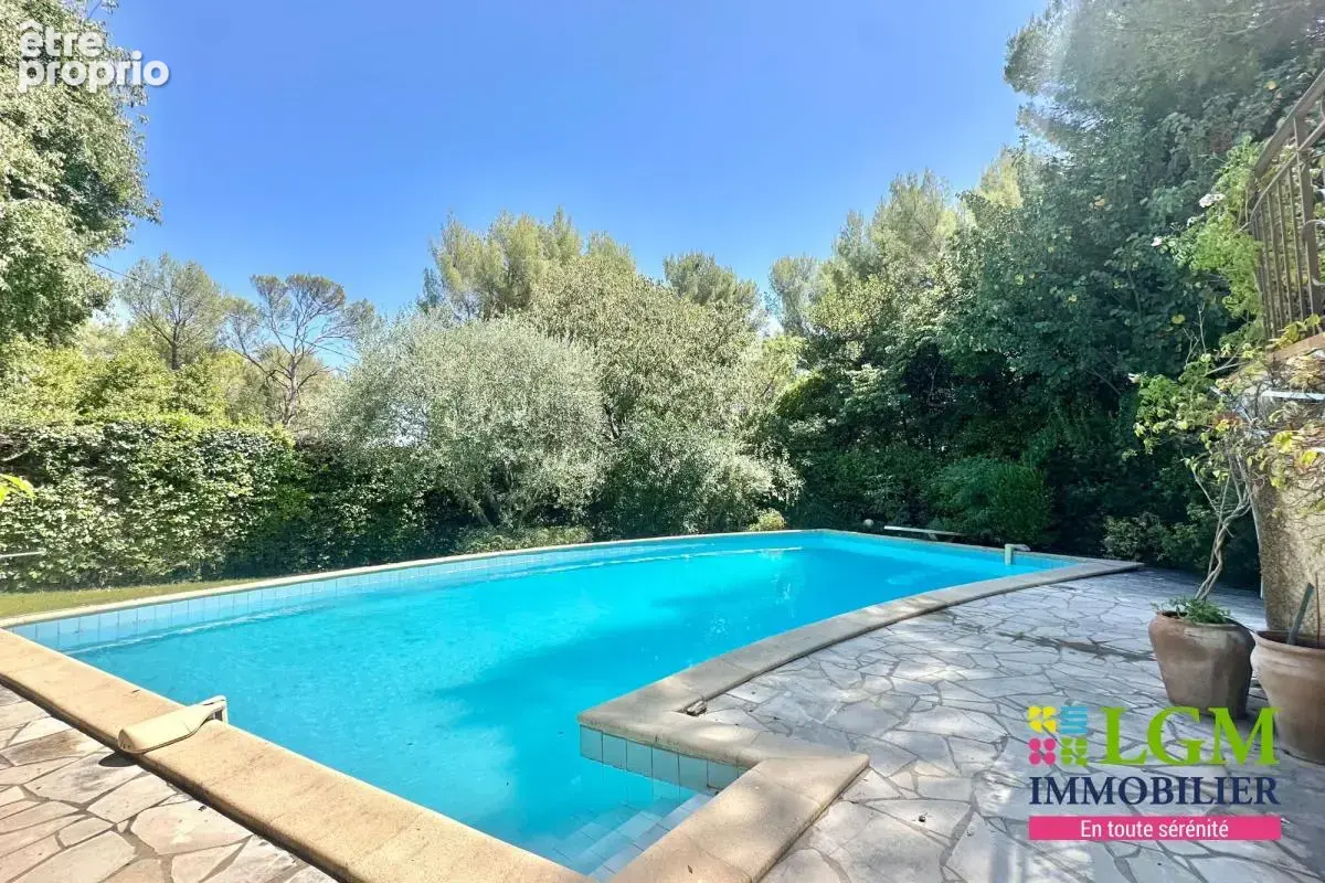 NÎMES - Magnifique maison familiale - photo 4