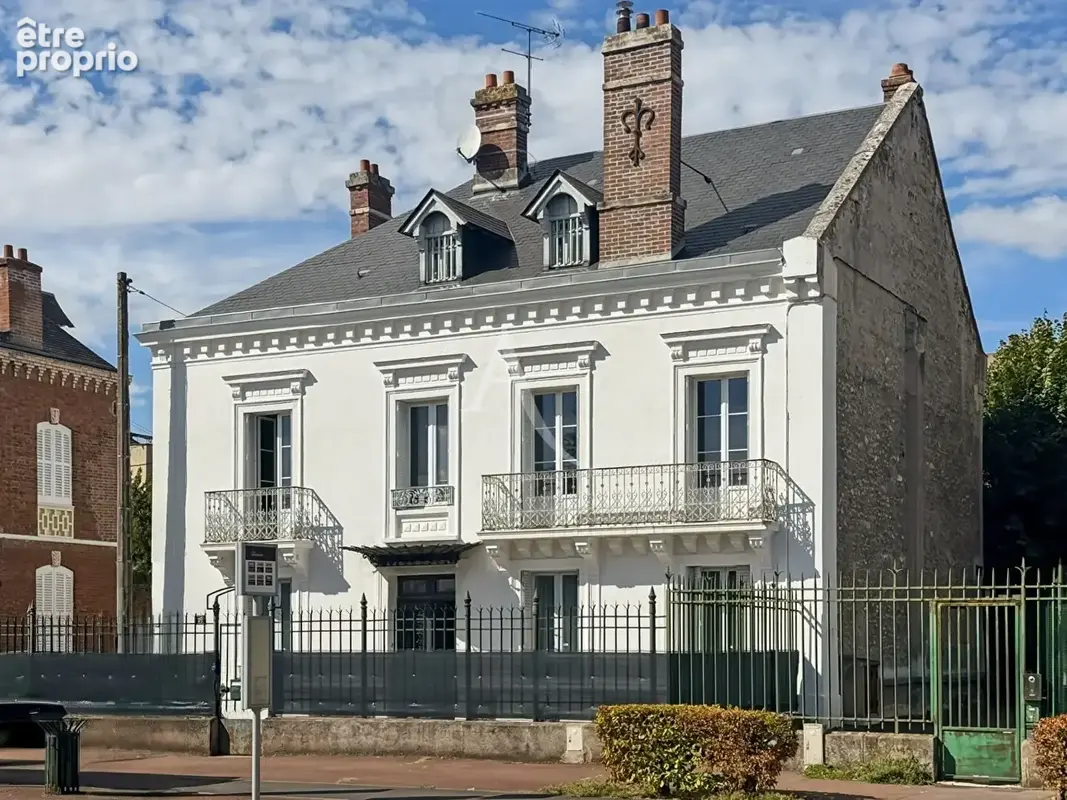 Photo Maison à Etampes au prix de 499 000€