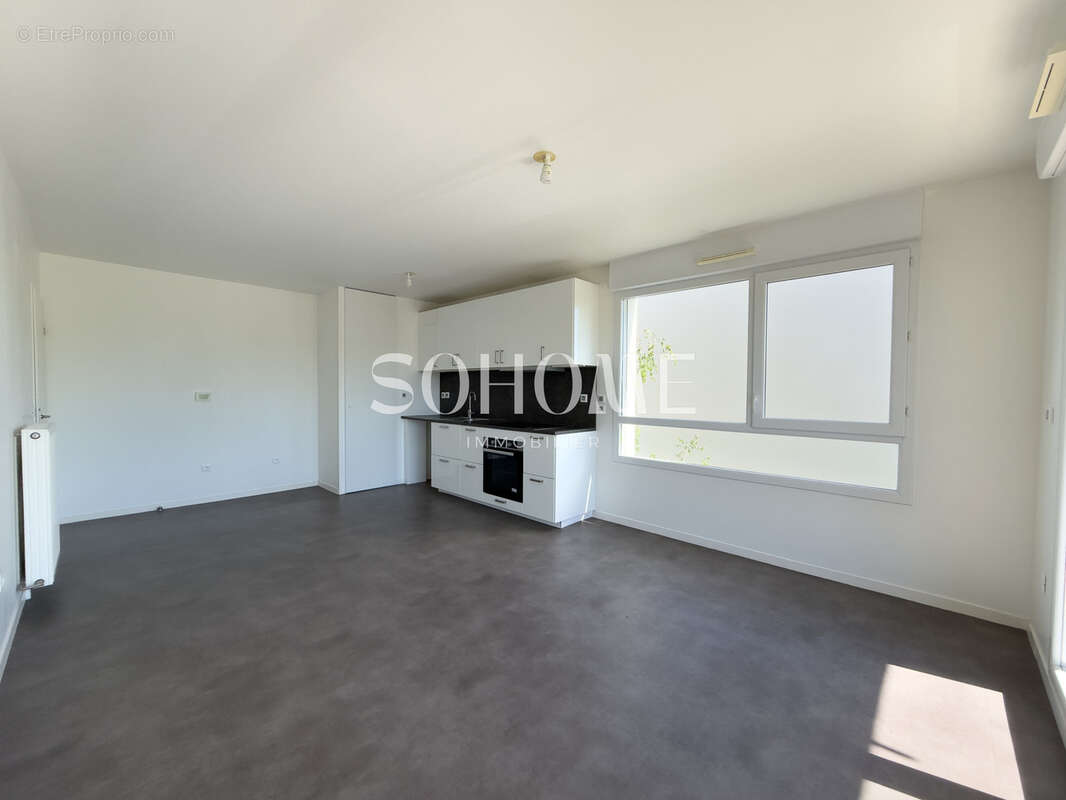 Appartement à BEZANNES
