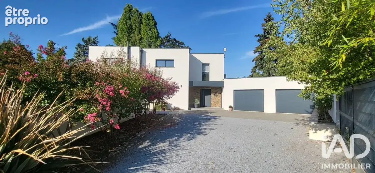 Photo 1 - Maison à BALLAN-MIRE