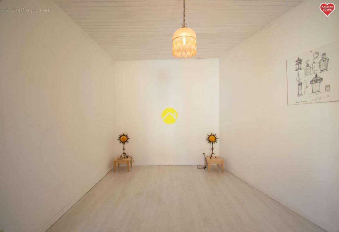 Maison à LE BUISSON-DE-CADOUIN