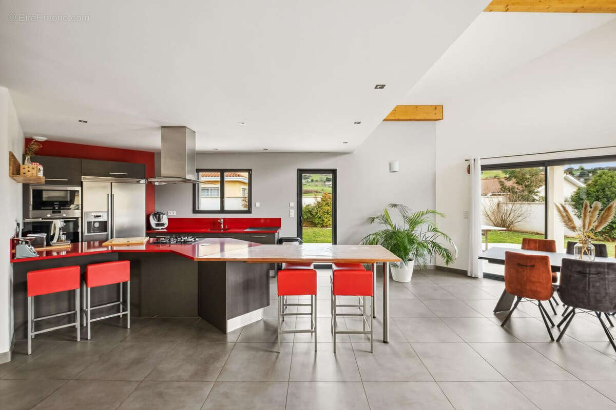 Photo 5 - Maison à LUZINAY