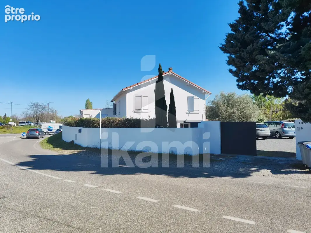 Maison familiale de 127 m2 avec 4 chambres, garage et atelier - photo 10