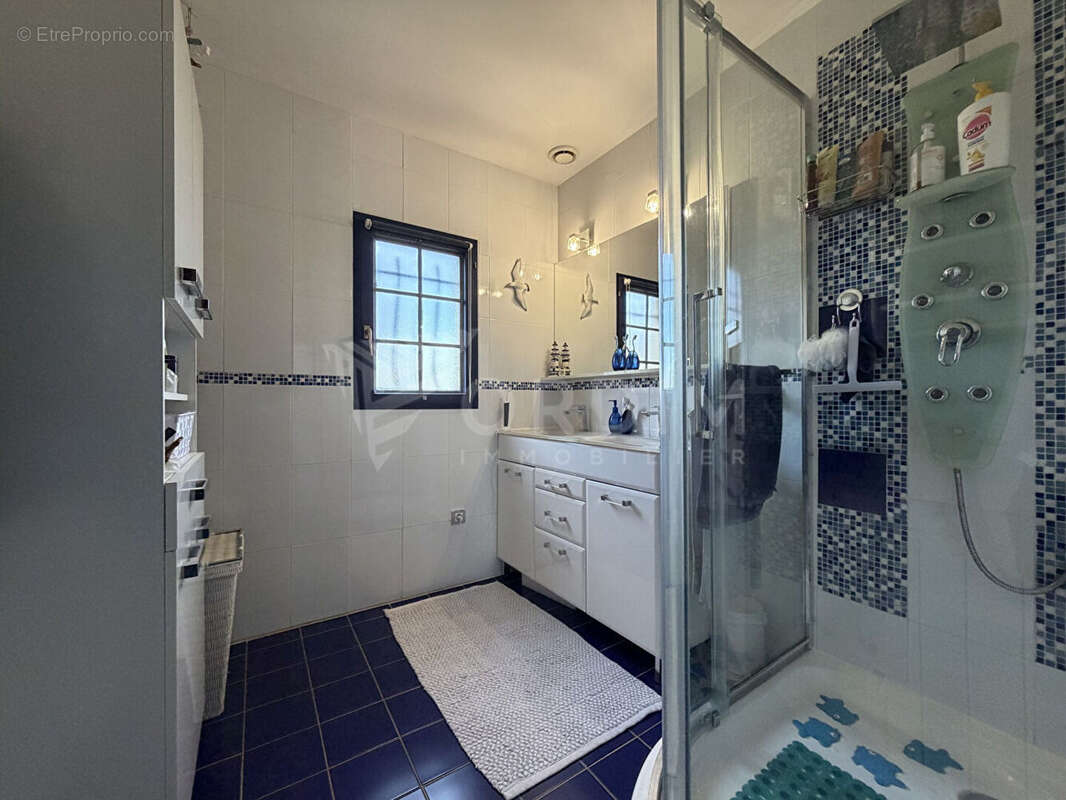 Maison à COSNE-COURS-SUR-LOIRE