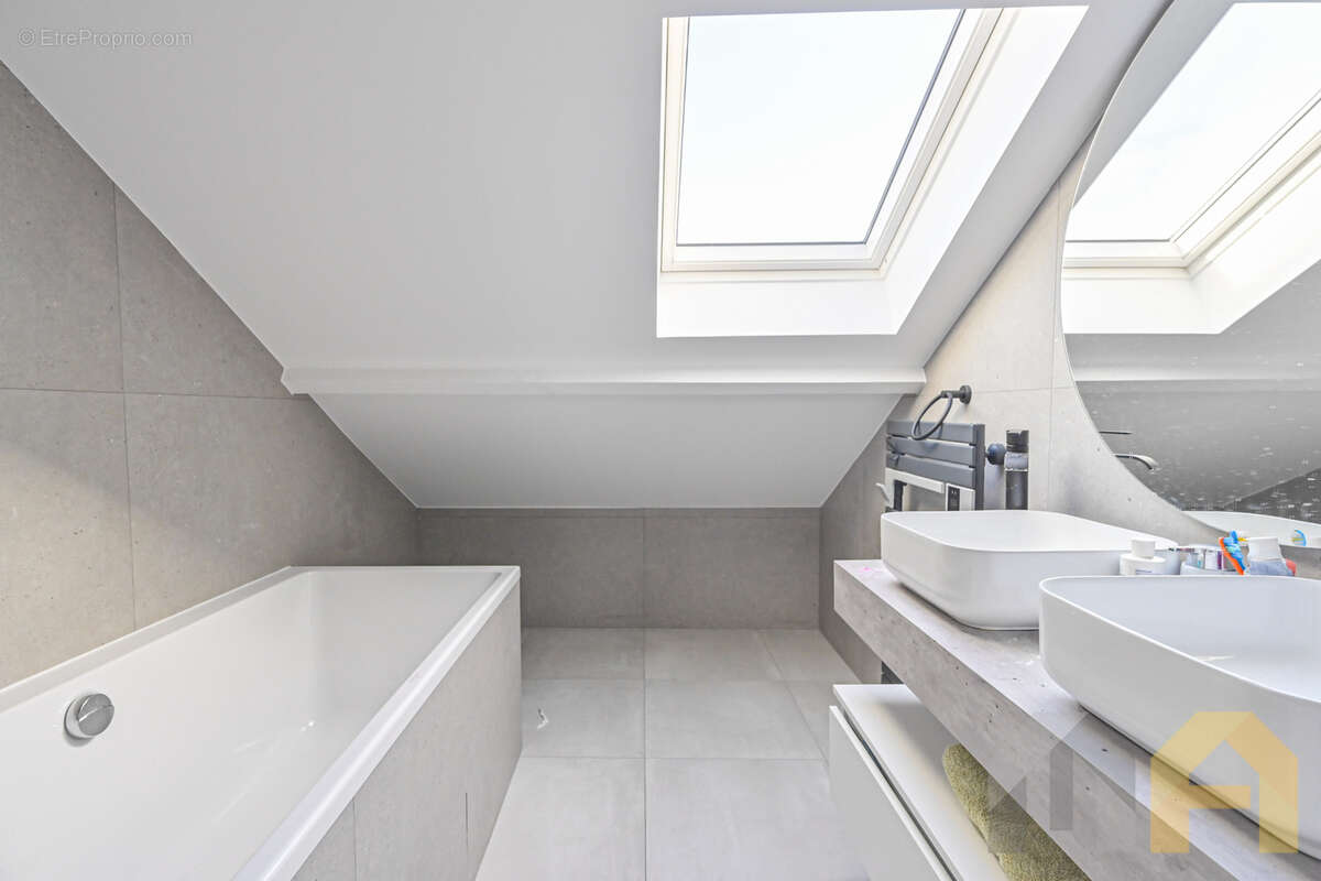 Maison à NOGENT-SUR-MARNE