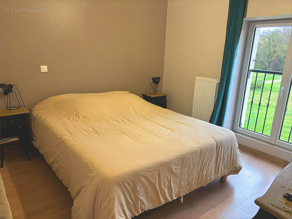 Maison à MONTBOUCHER-SUR-JABRON