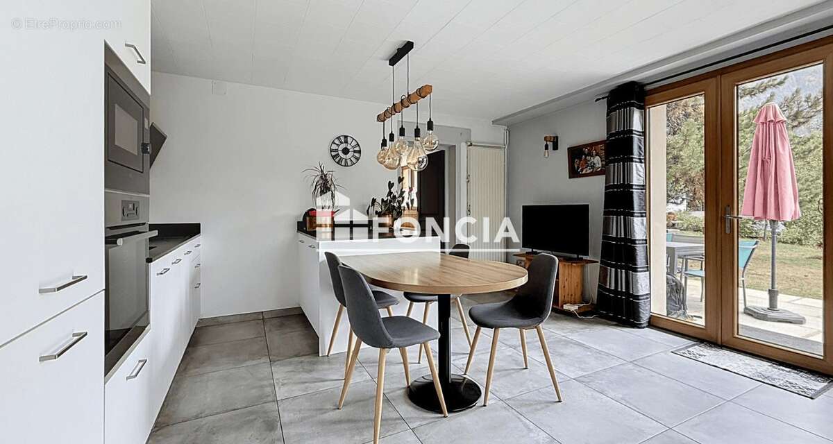 Passy chedde  - grande maison comprenant deux appartements et garage - photo 9