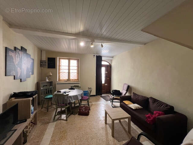 Maison à PEYRIAC-MINERVOIS