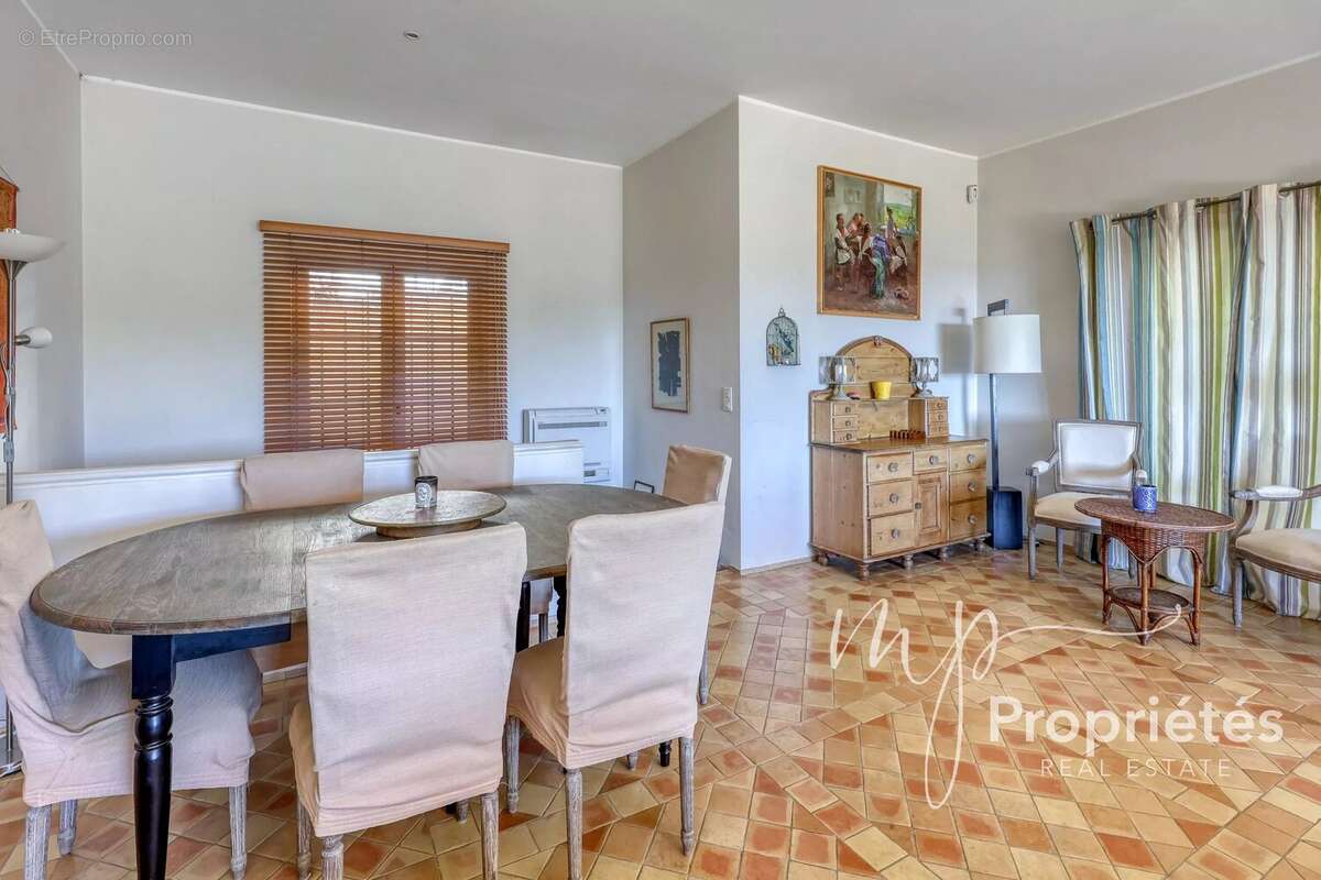 Maison à RAYOL-CANADEL-SUR-MER